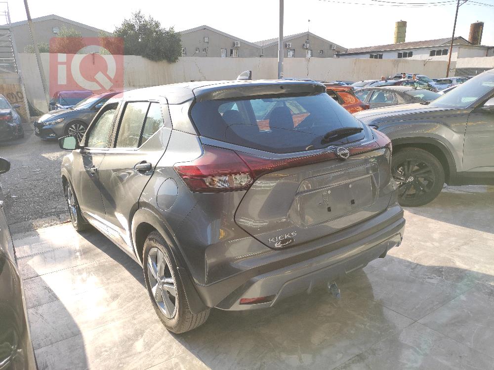 Nissan Kicks